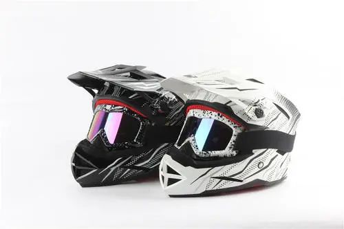 三線立式加工中心850plus機(jī)加工“頭盔模具”成新網(wǎng)紅，即將帶來一波新熱潮？(圖1)